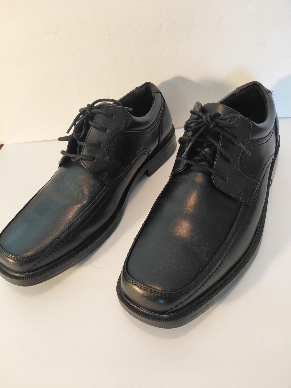 Dockers Men's Black Lace-Up Derby Dress Shoes
